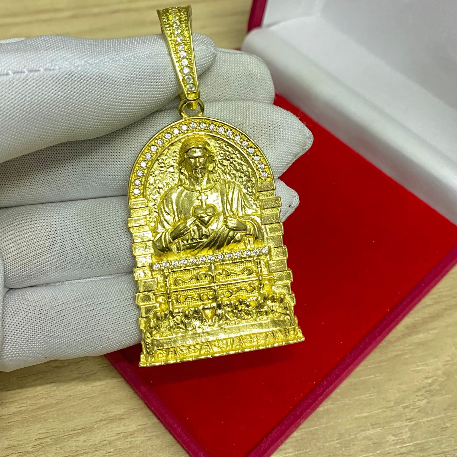 PINGENTE JESUS MESA CEIA