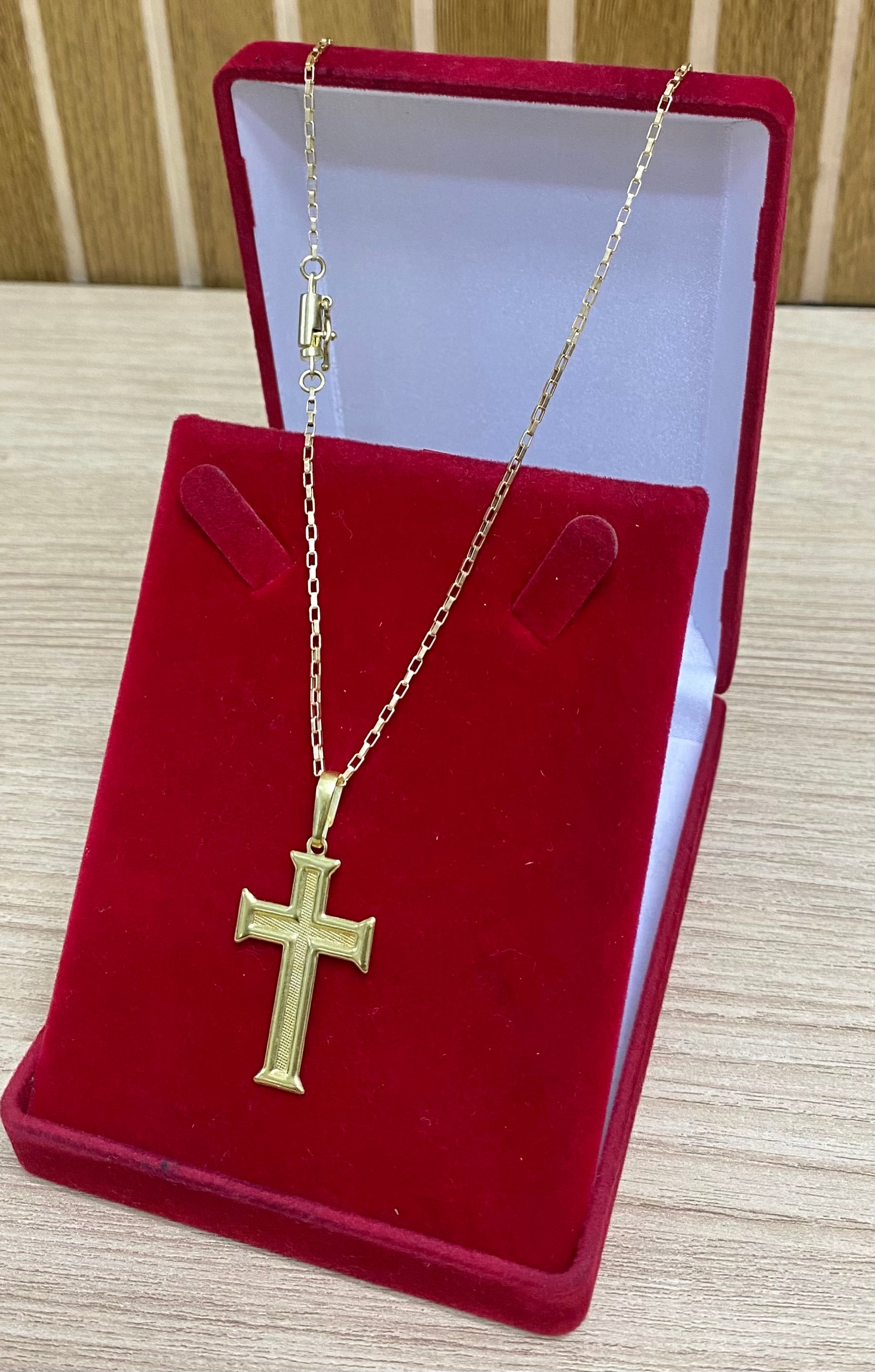 CORRENTE ELO CAIXOTINHO 1MM + PULSEIRA BRINDE + PINGENTE BRINDE