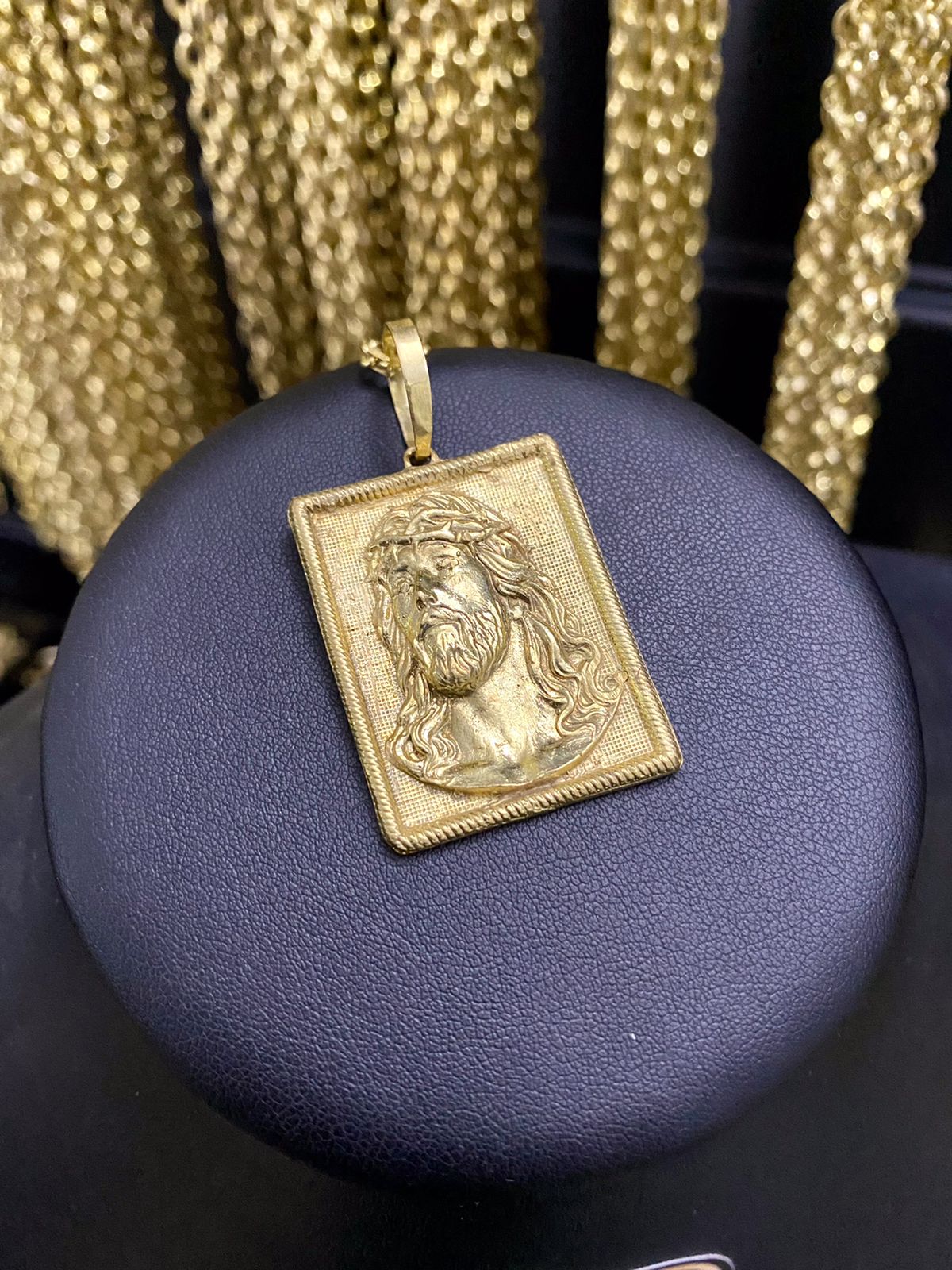 PINGENTE PLACA QUADRADA ROSTO DE CRISTO - WRDJOIAS