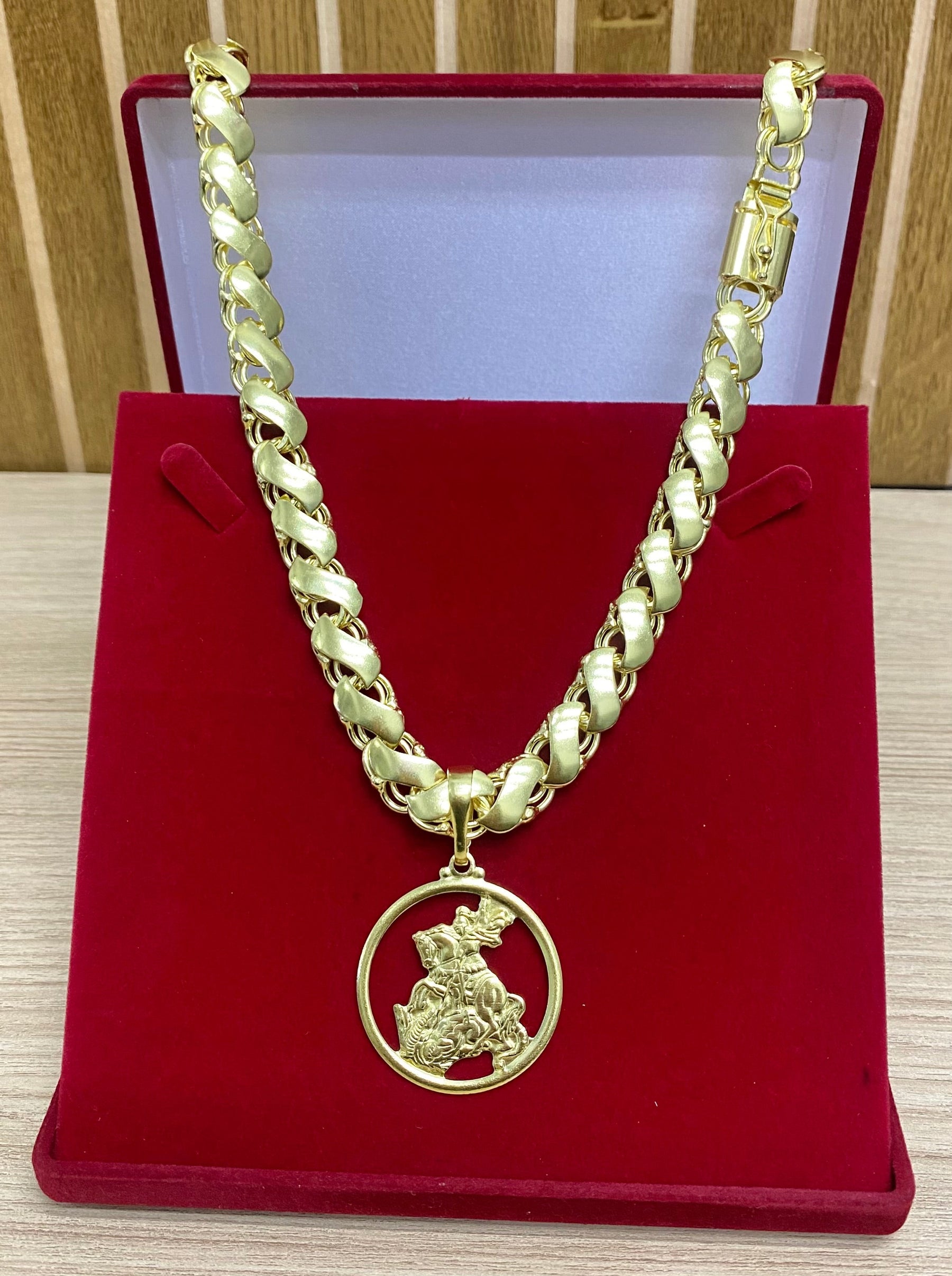 CORRENTE ELO FRISO S 12MM + PINGENTES