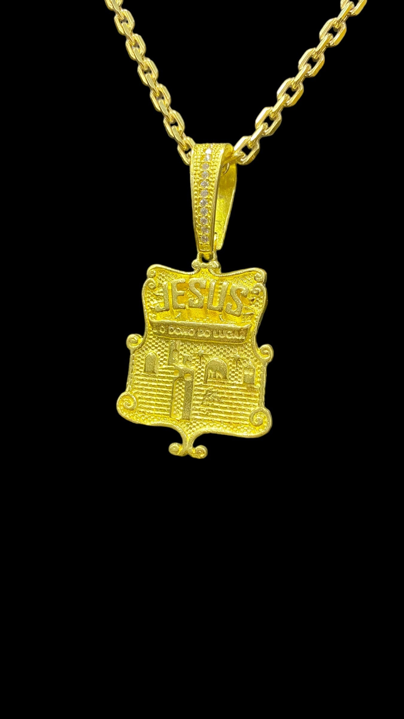 PINGENTE JESUS É O DONO DO LUGAR DETALHADO - WRDJOIAS