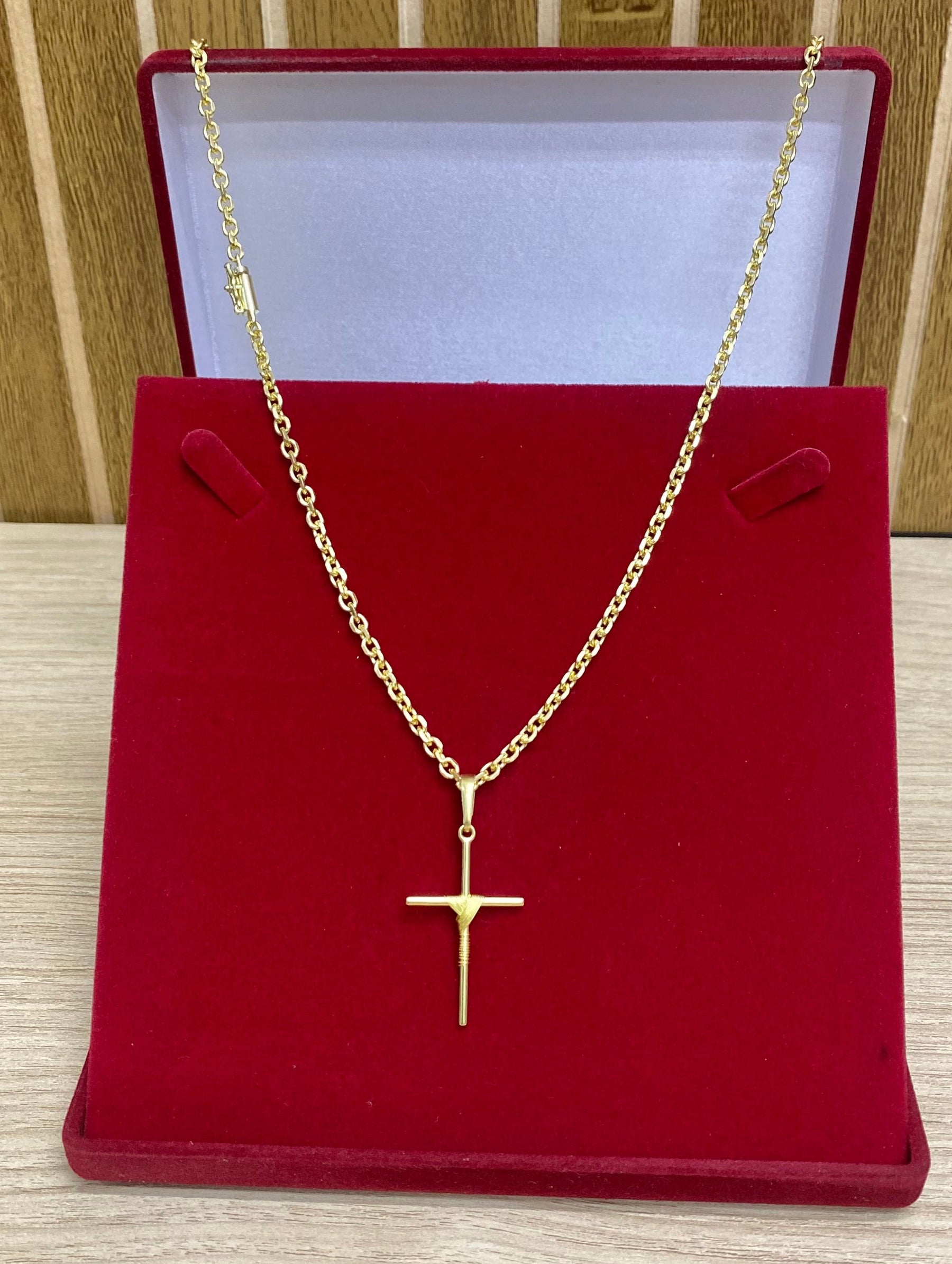 CORRENTE ELO CADEADO QUINA 4MM + PINGENTES