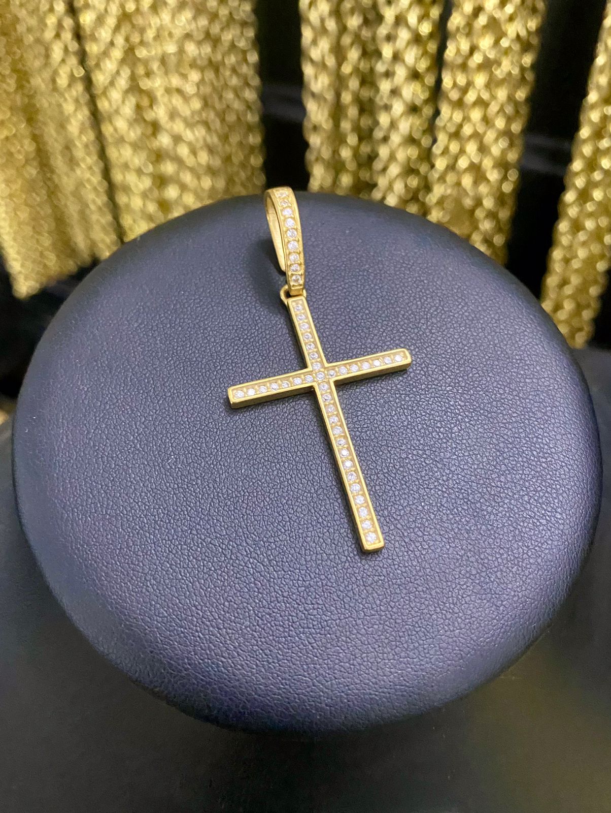 PINGENTE CRUZ CRAVEJADA - WRDJOIAS