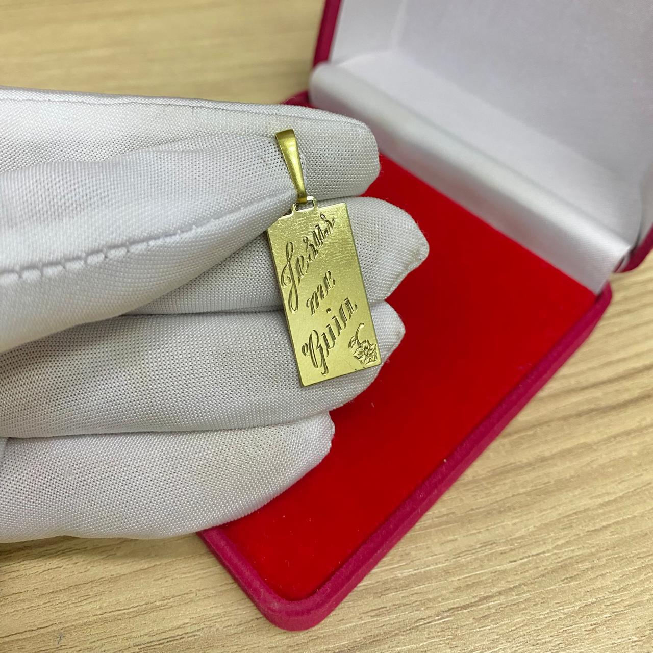 PINGENTE PLACA JESUS ME GUIA