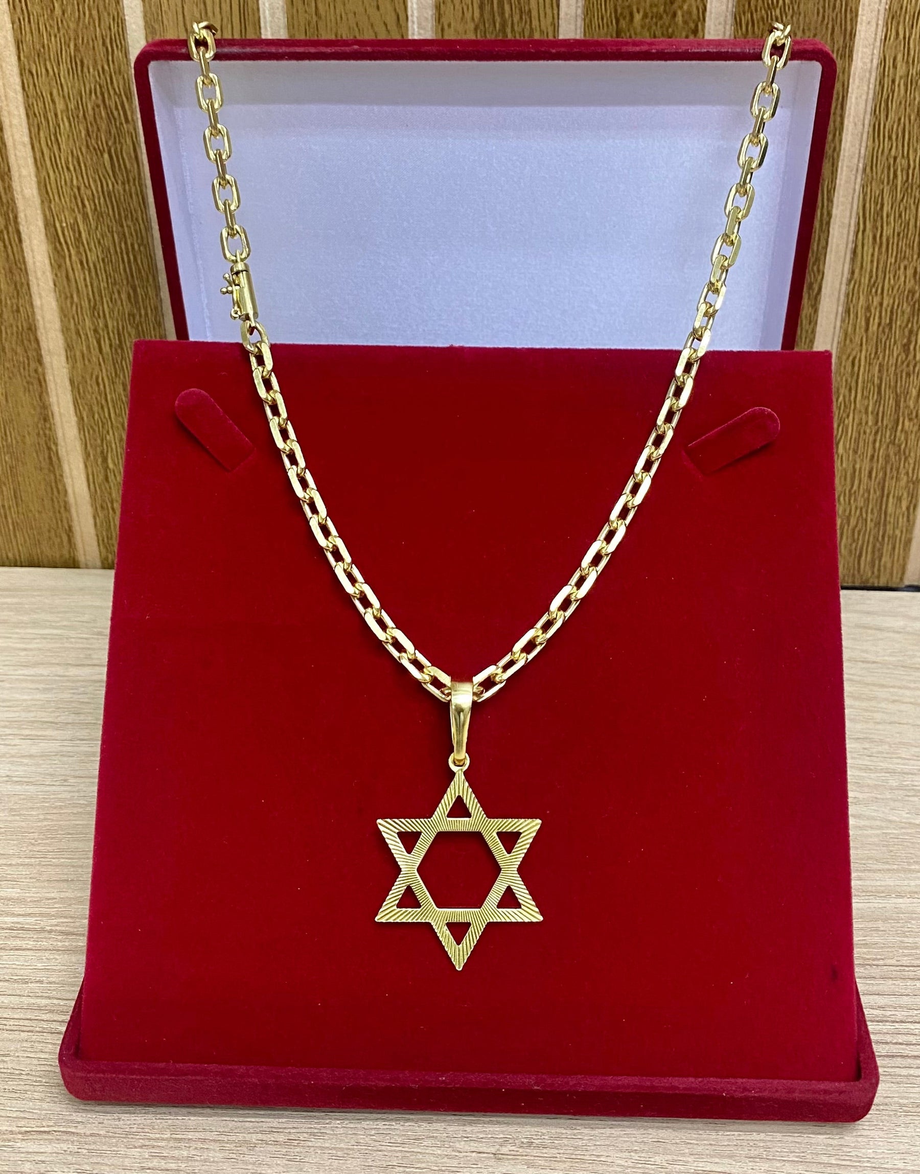 KIT CORRENTE ELO CADEADO QUINA 8MM + PINGENTE+ PULSEIRA BRINDE