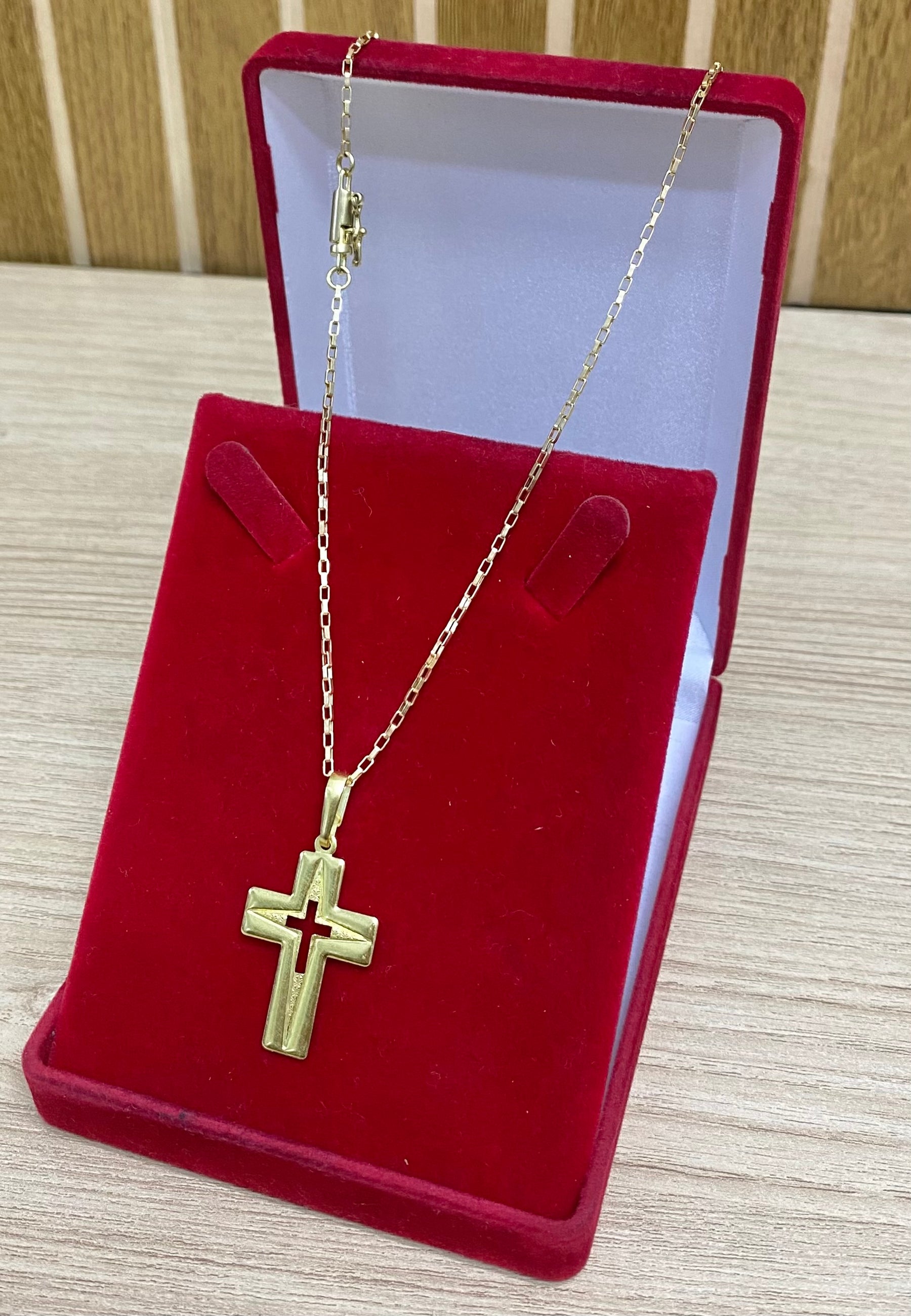 CORRENTE ELO CAIXOTINHO 1MM + PULSEIRA BRINDE + PINGENTE BRINDE