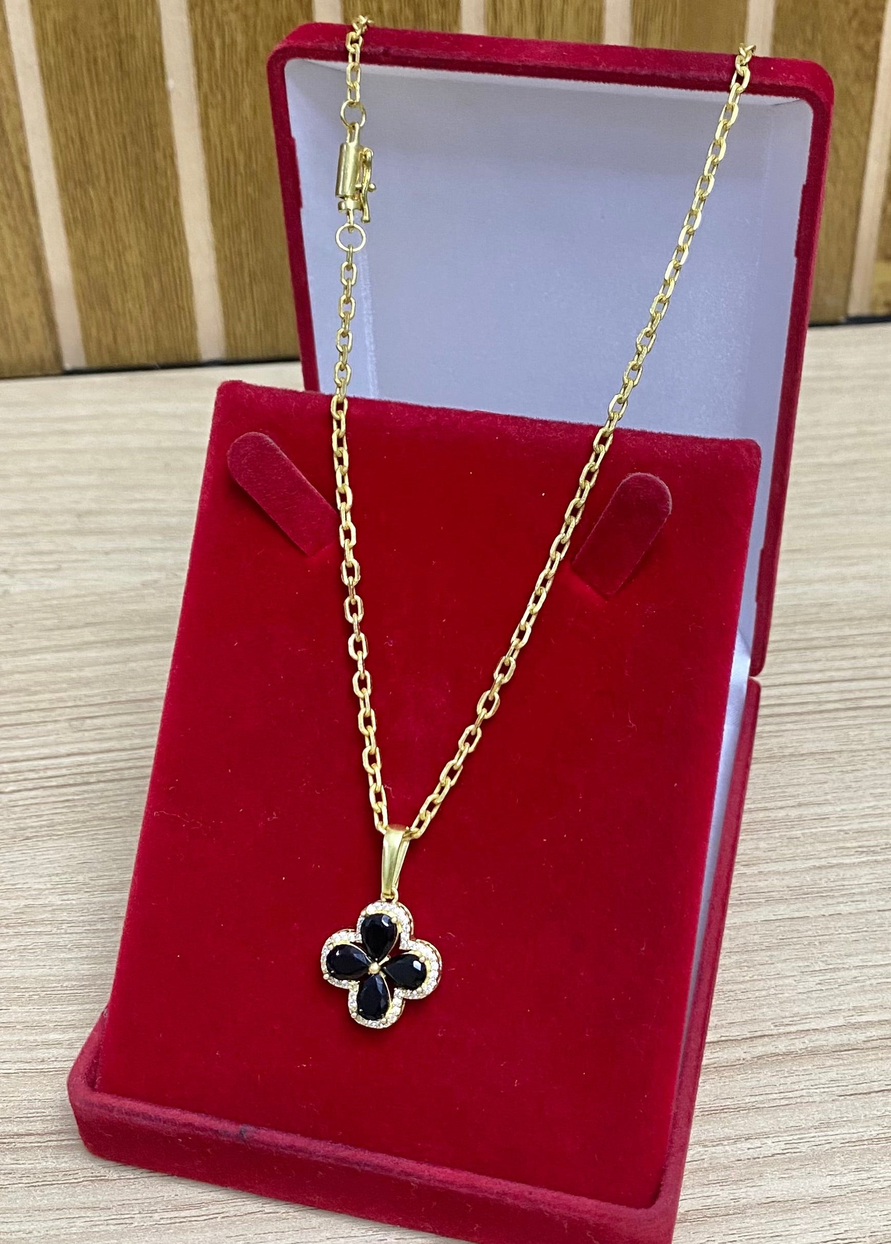 CORRENTE ELO CADEADO QUINA 3MM + PINGENTE TREVO DA SORTE NEYMAR CRAV