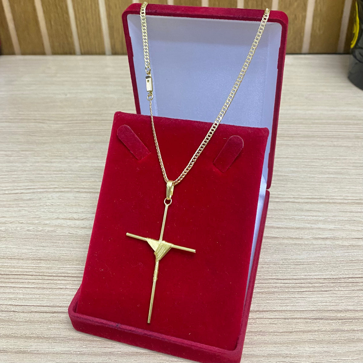 KIT CORRENTE ELO GRUMET 2MM + PULSEIRA BRINDE + PINGENTE BRINDE