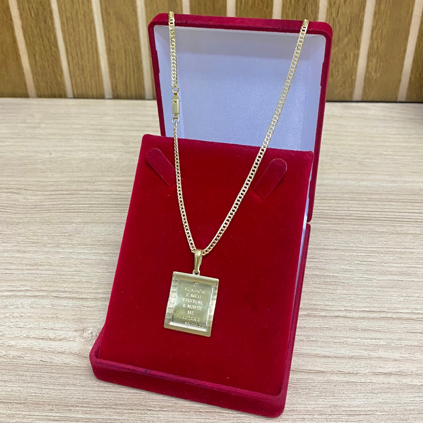 KIT CORRENTE ELO GRUMET 2MM + PULSEIRA BRINDE + PINGENTE BRINDE