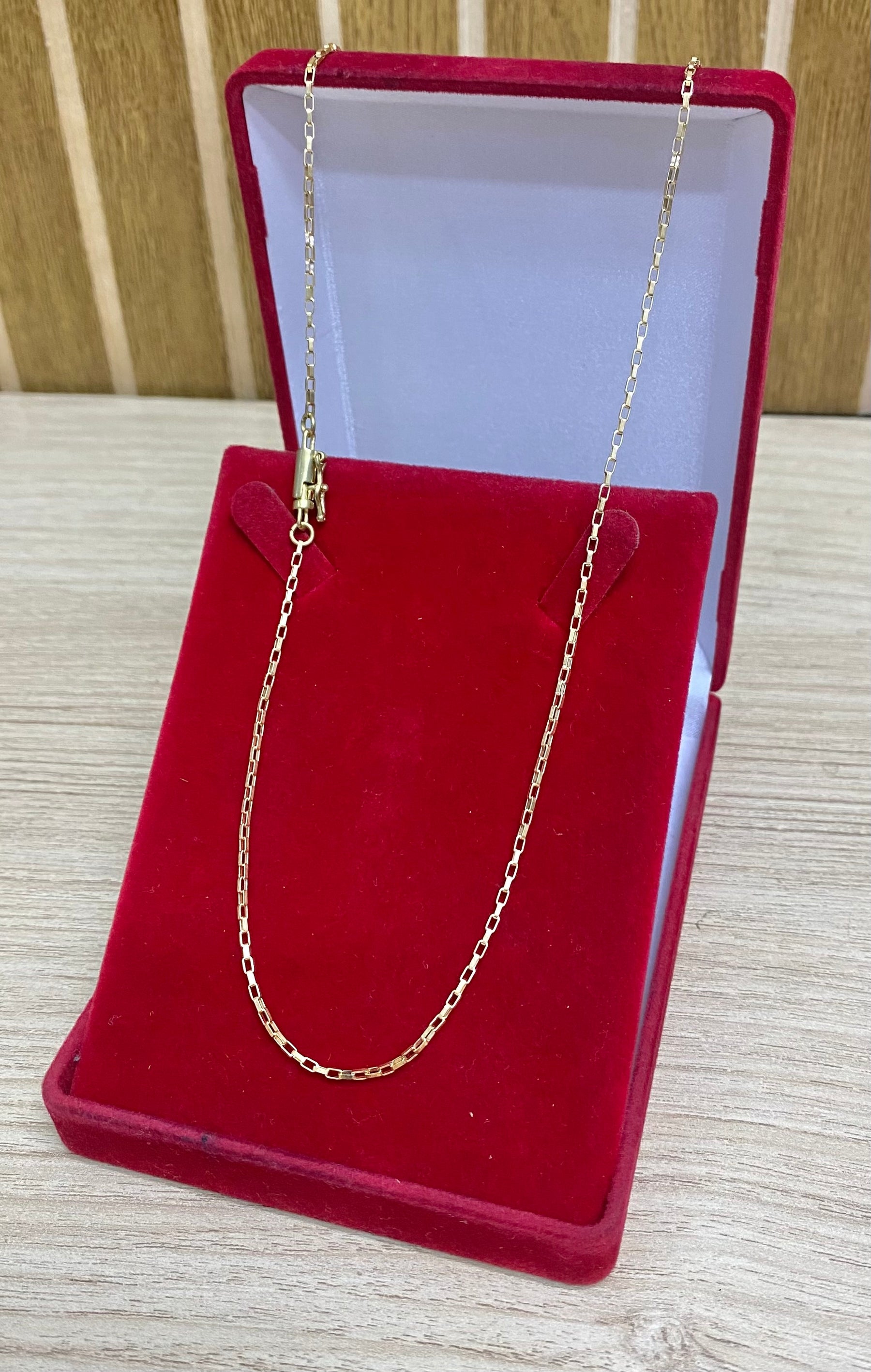 CORRENTE ELO CAIXOTINHO 1MM + PULSEIRA BRINDE + PINGENTE BRINDE