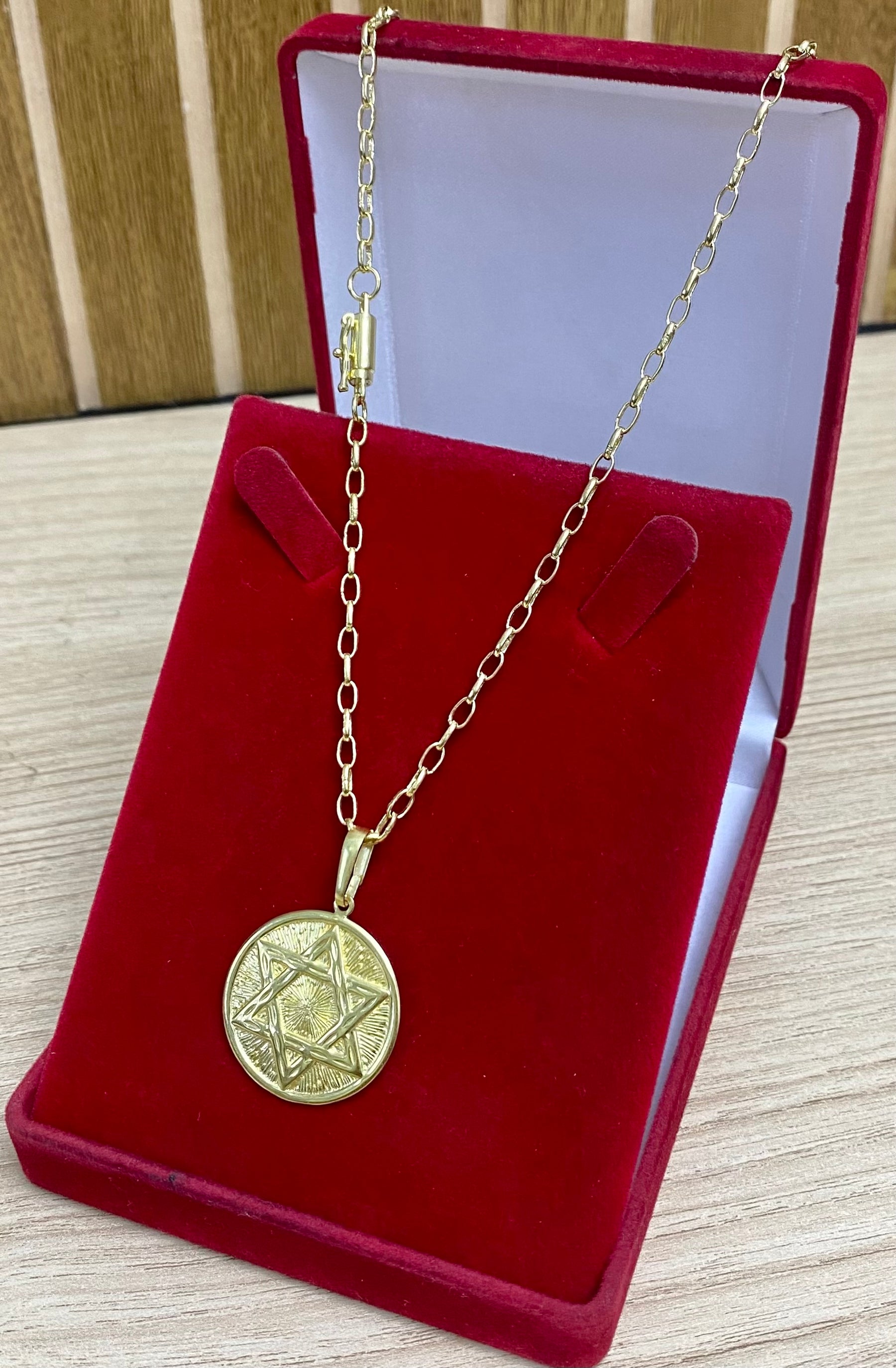 CORRENTE ELO CARTIER BOLEADO 2MM + PINGENTE ESTRELA DE DAVI REDONDA