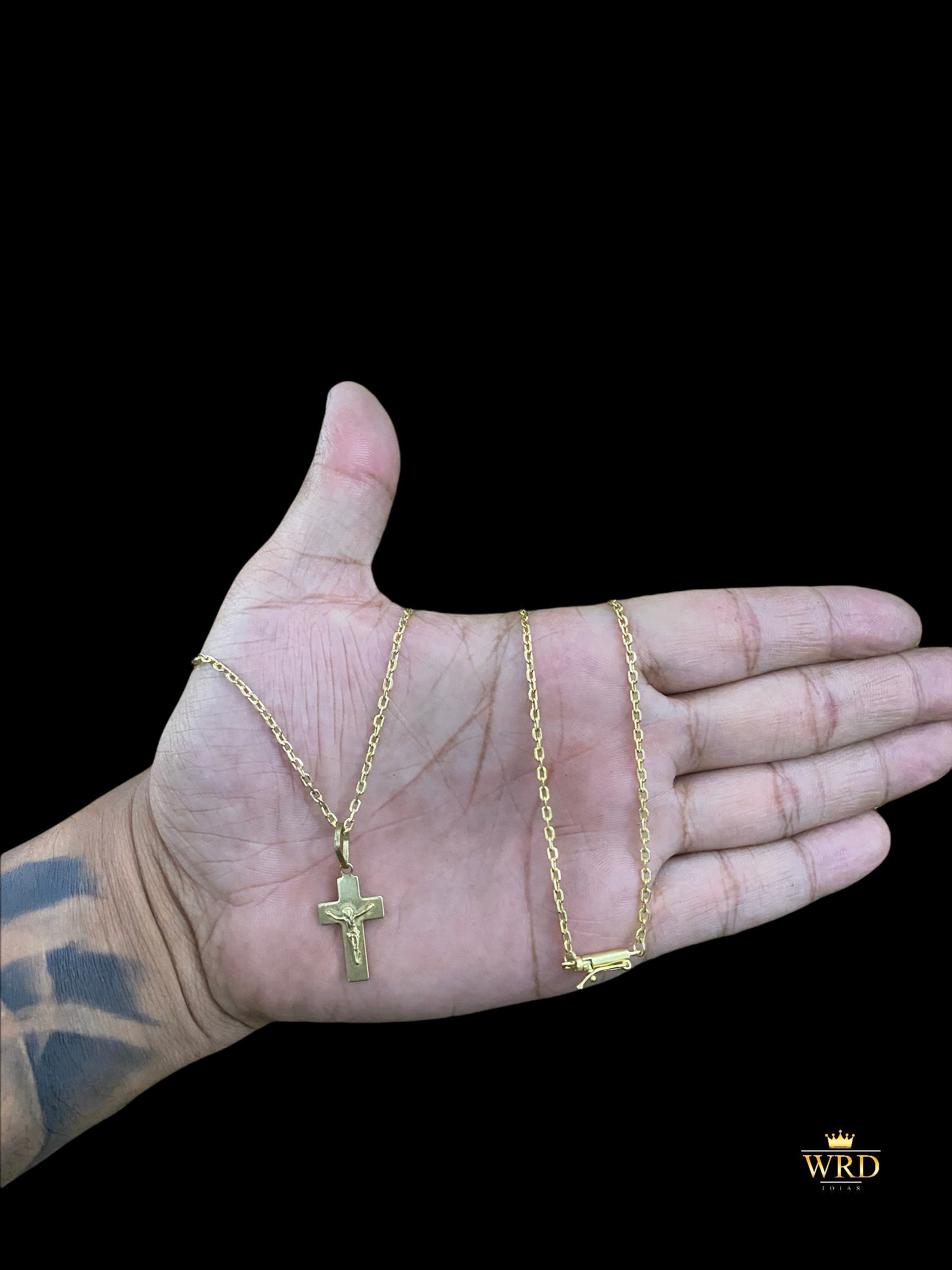 CORRENTE ELO CADEADO 2MM COM PING/ CRUCIFIXO - WRDJOIAS