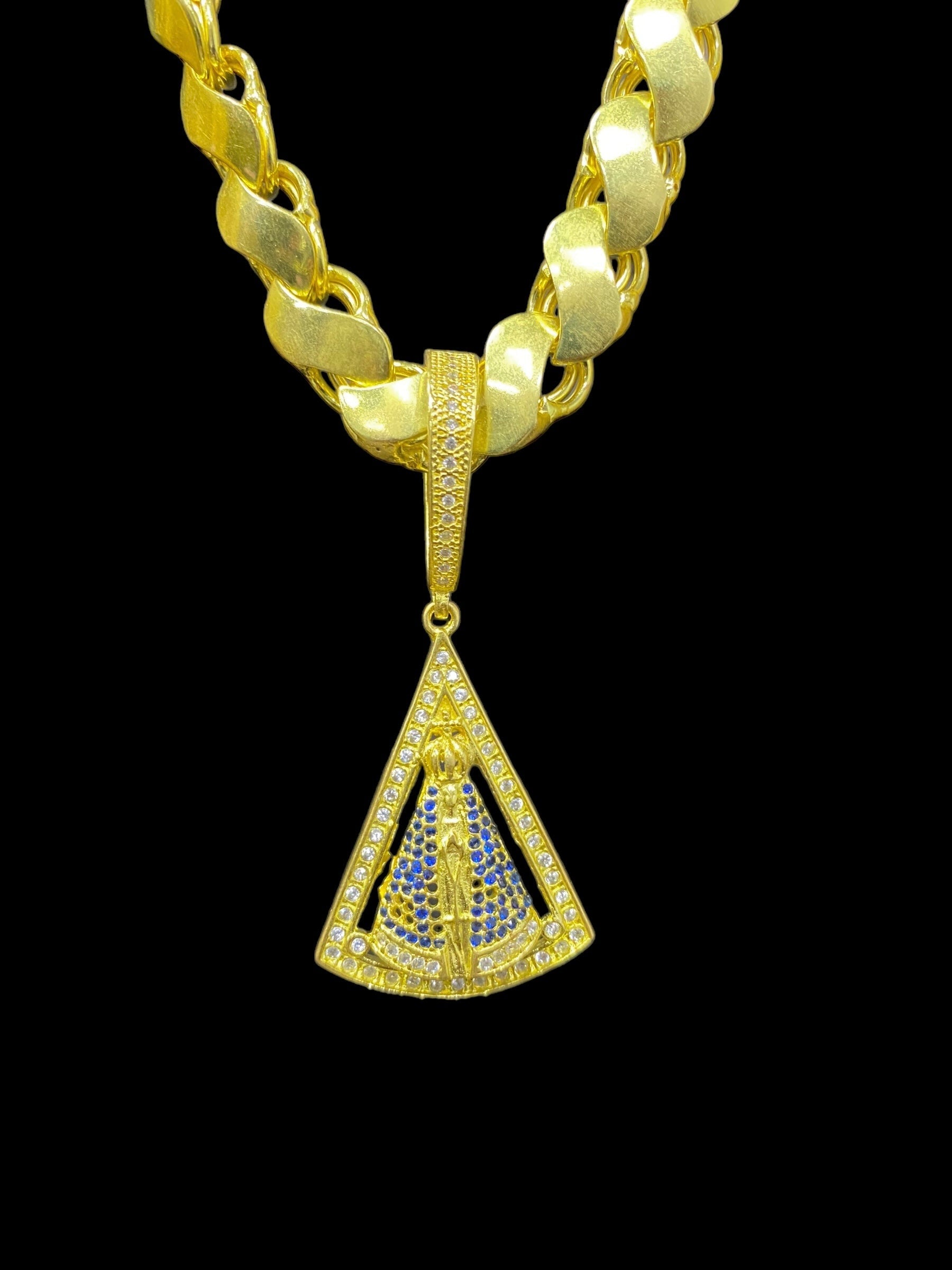 PINGENTE NOSSA SENHORA TRIANGULAR CRAVEJADO. - WRDJOIAS