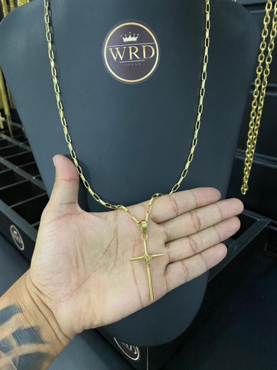 CORRENTE ELO TIJOLINHO 3MM + PINGENTE CRUZ PALITO - WRDJOIAS