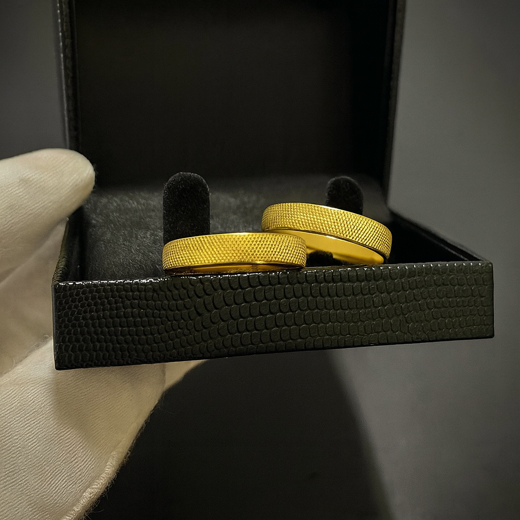 PAR DE ALIANÇAS FRISO DETALHADO 4MM