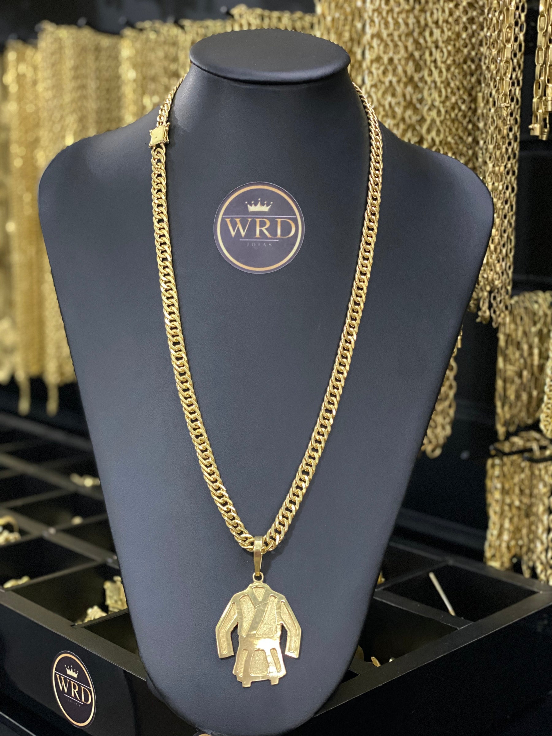 CORRENTE ELO GRUMET 10MM COM PINGENTE FAIXA PRETA - WRDJOIAS