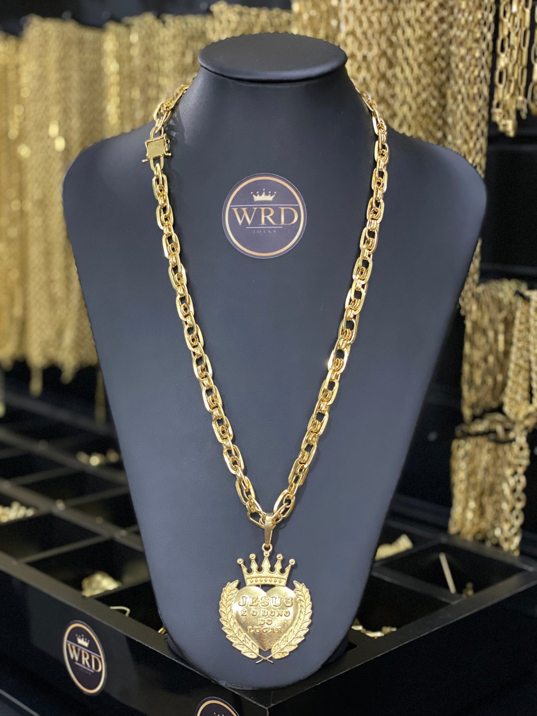 CORRENTE ELO IMPERADOR 12MM COM PINGENTE CORAÇÃO JESUS E O DONO DO LUGAR - WRDJOIAS
