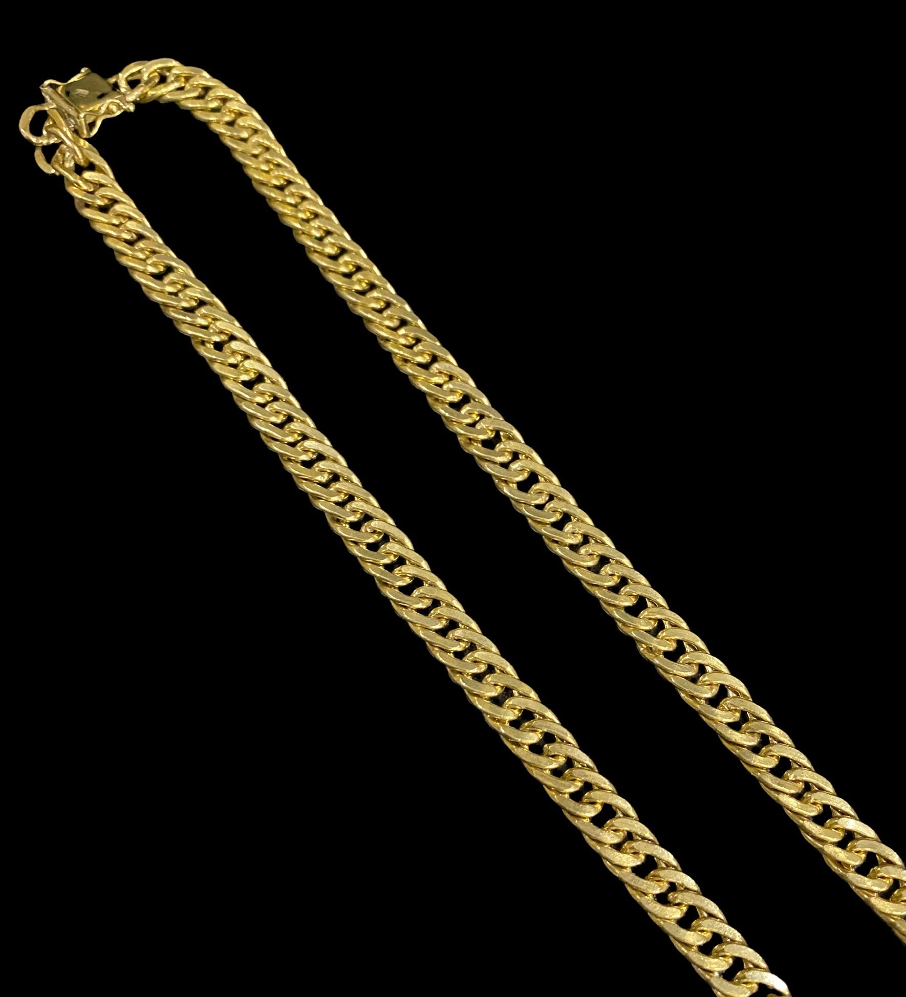 Corrente elo Grumet 10MM + pingente Santa 3D Cravejada - WRDJOIAS