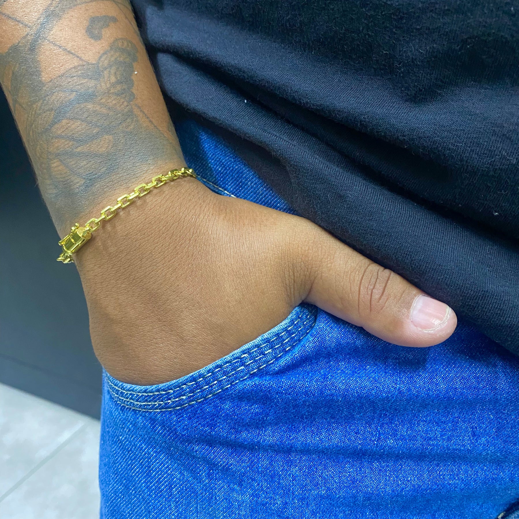 PULSEIRA ELO CADEADO 4MM - WRDJOIAS