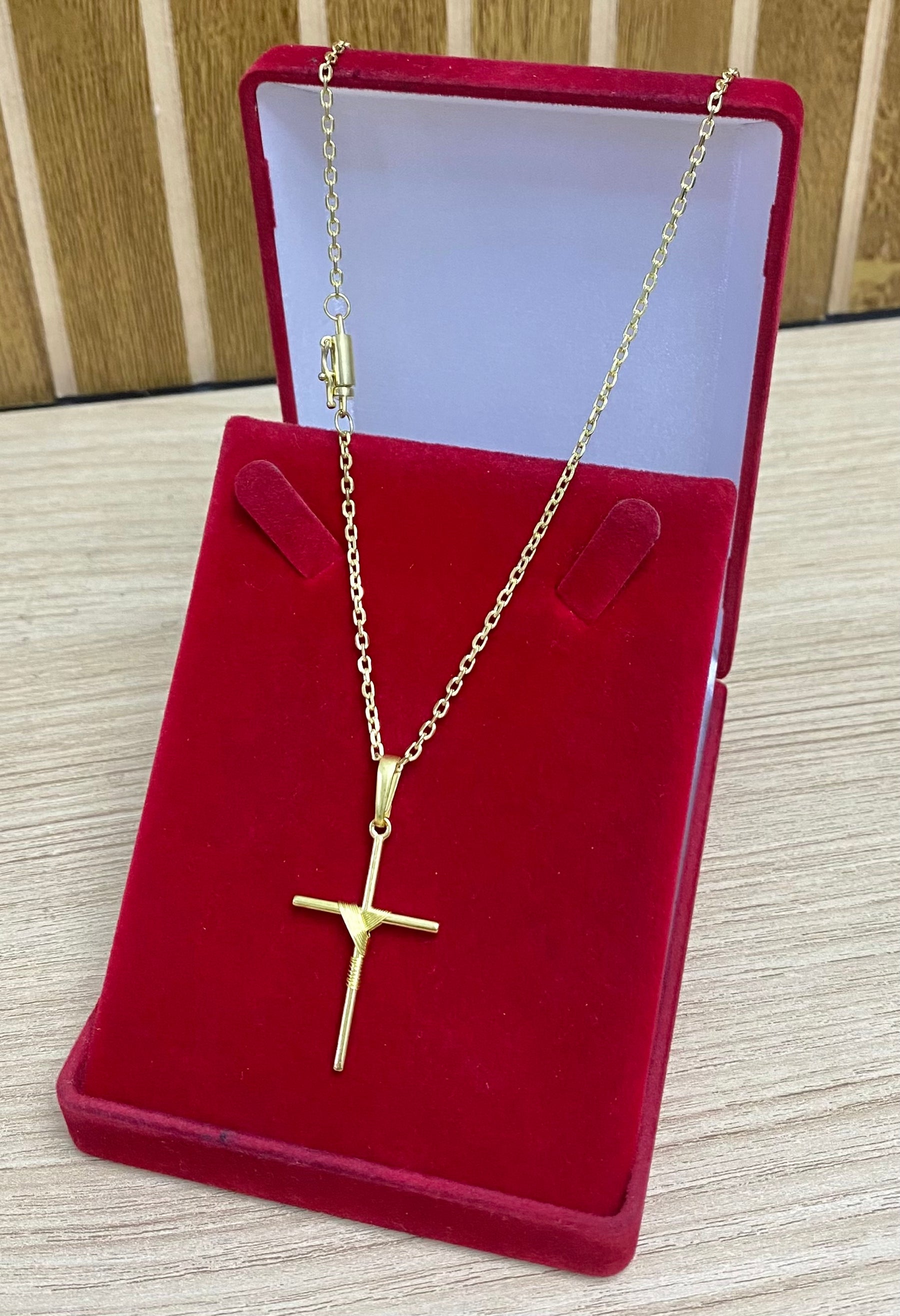 CORRENTE ELO CADEADO QUINA 2MM + PINGENTE CRUZ PALITO