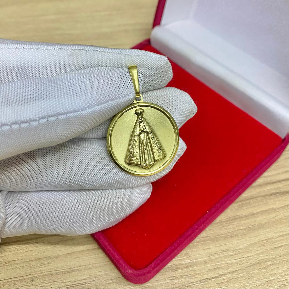 PINGENTE NOSSA SENHORA REDONDA