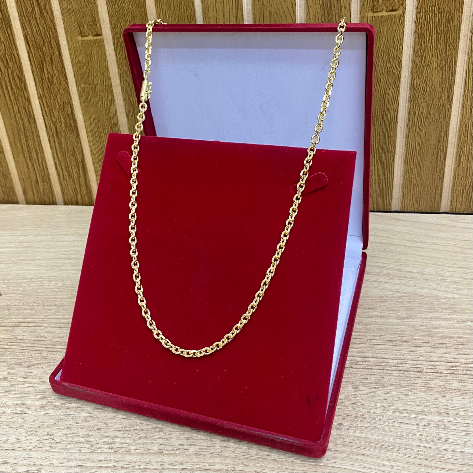 CORRENTE ELO CADEADO QUINA 6MM + PINGENTE BRINDE + PULSEIRA DE BRINDE