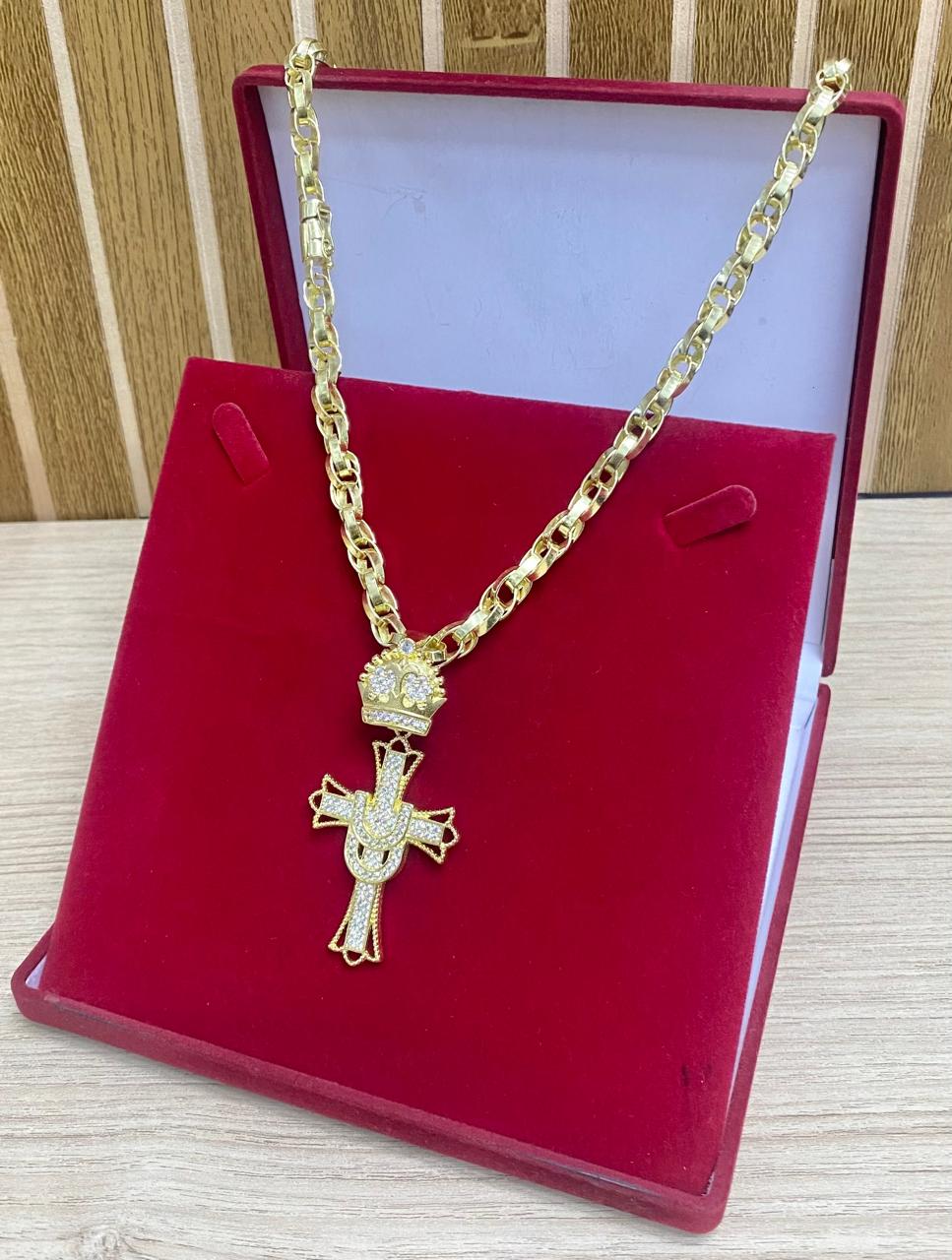 CORRENTE ELO TRANÇADO 8MM + PINGENTE CRUZ COROA CRAVEJADO