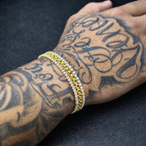 PULSEIRA CADEADO DUPLO CRAVEJADA C/ BANHO DE OURO 18K