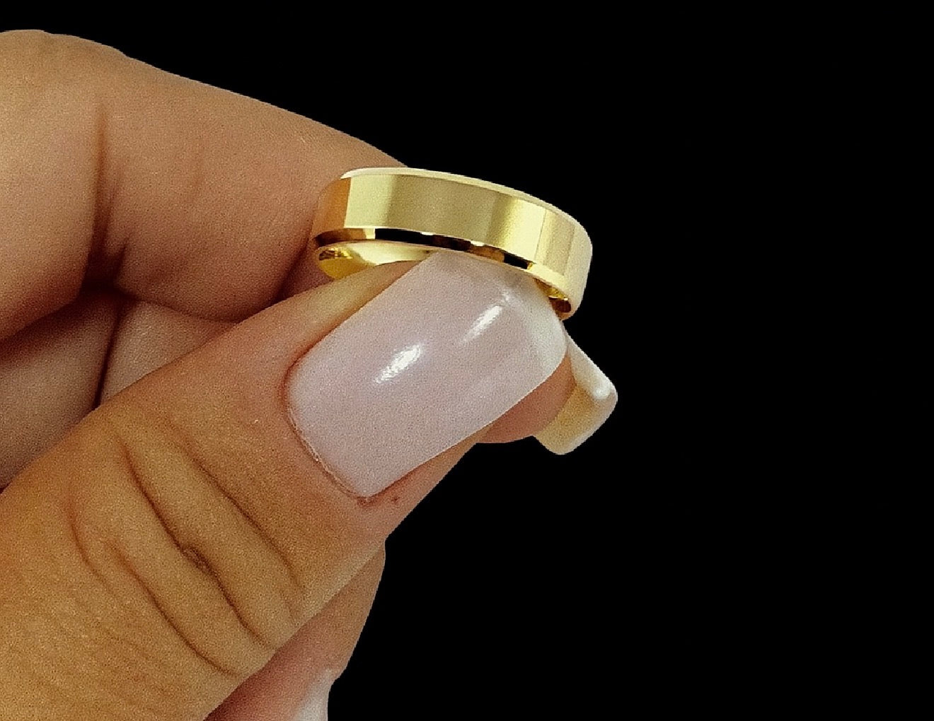 PAR DE ALIANÇAS MOD CHANFRADA 4MM