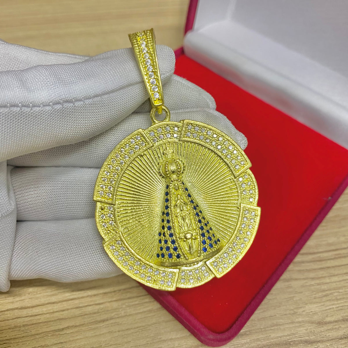 PINGENTE NOSSA SENHORA CRAVEJADO