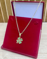 CORRENTE ELO CADEADO QUINA 4MM + PINGENTE TREVO 3D CRAVEJADO