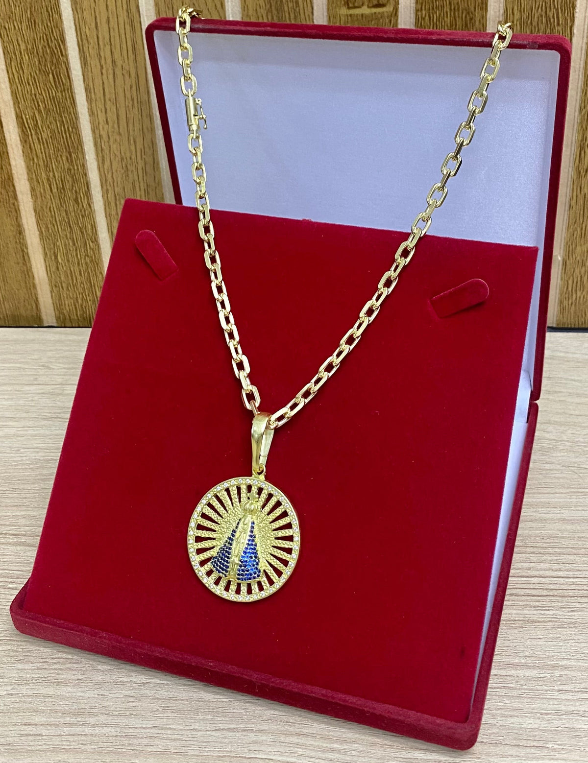 CORRENTE ELO CADEADO 8MM + PINGENTE SANTA REDONDA CRAV