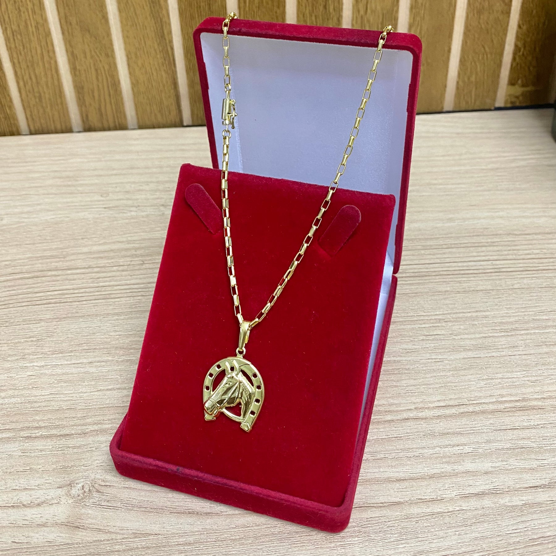 CORRENTE ELO CARTIER BOLEADO 2MM + PULSEIRA BRINDE + PINGENTE BRINDE