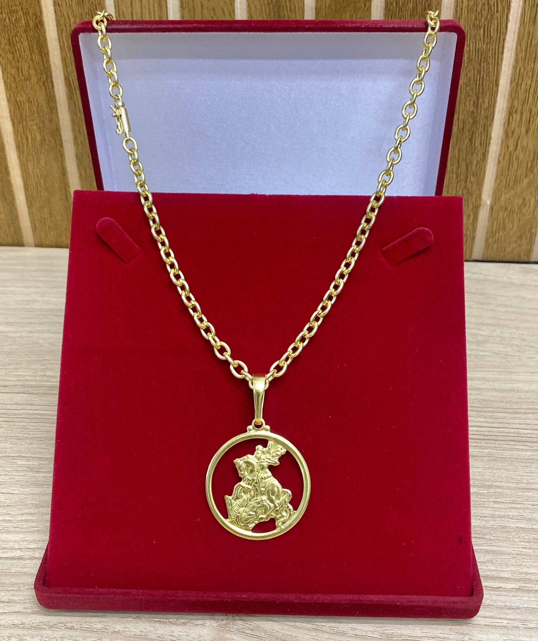 CORRENTE ELO CADEADO QUINA 6MM + PINGENTES