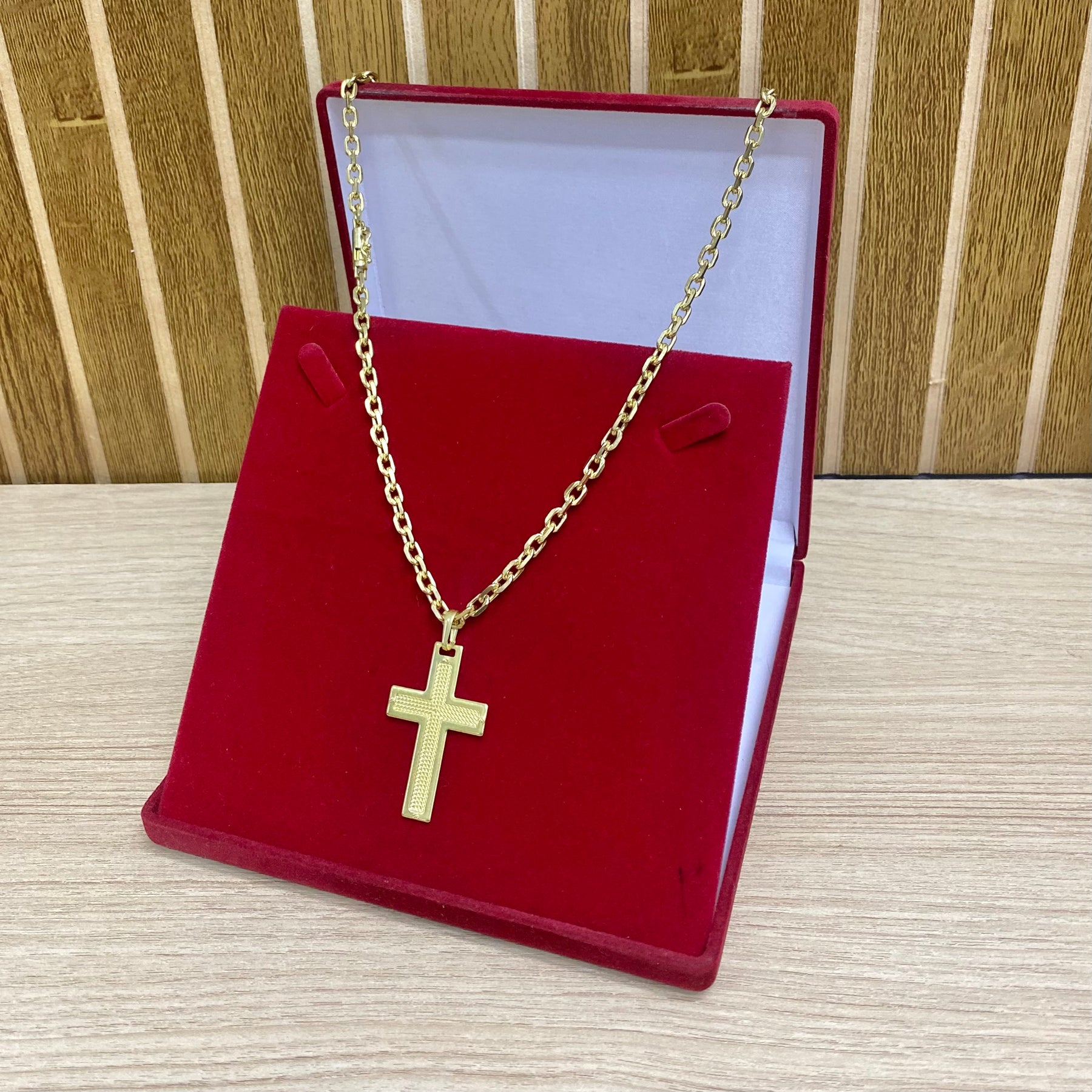 CORRENTE ELO CADEADO QUINA 6MM + PINGENTE BRINDE + PULSEIRA DE BRINDE