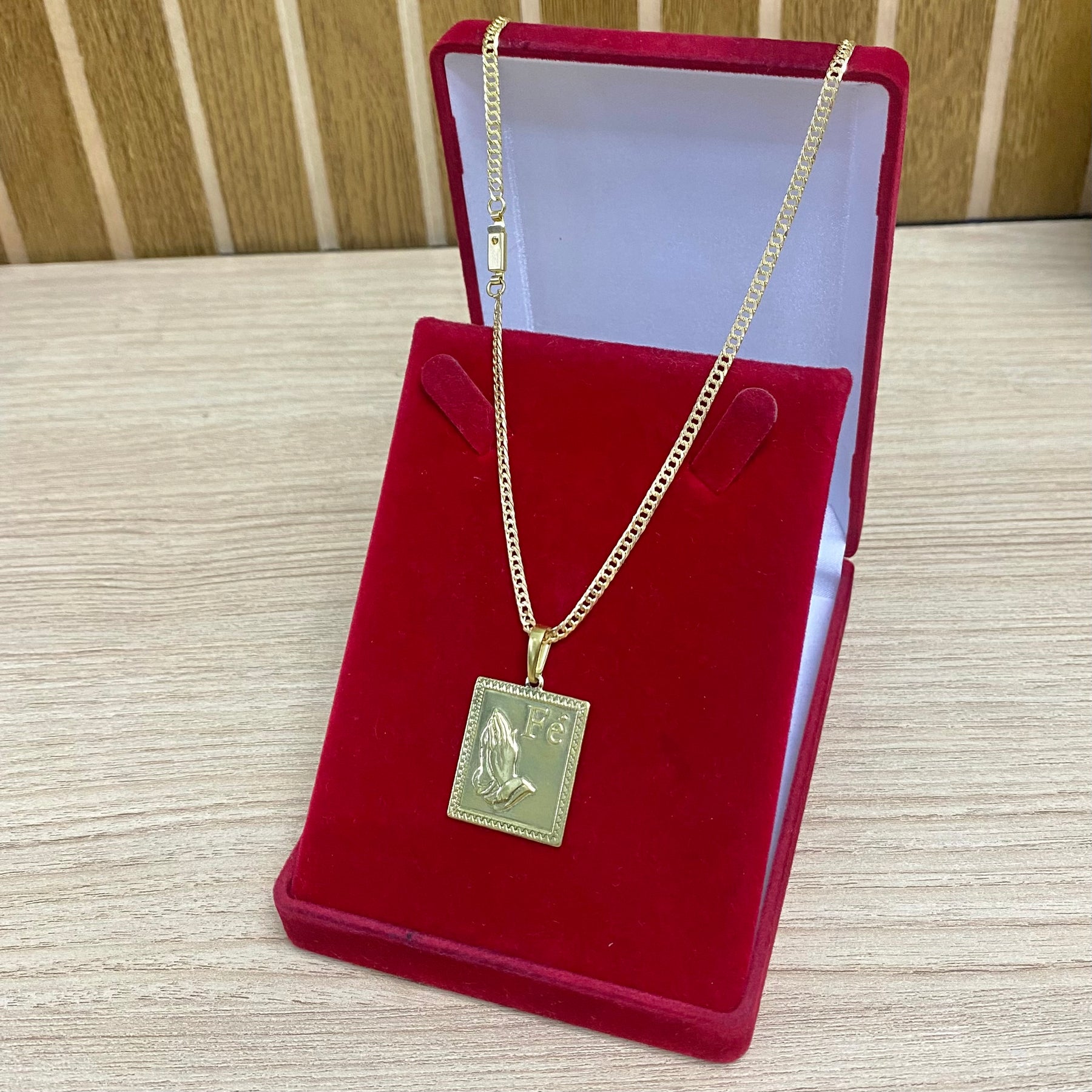 KIT CORRENTE ELO GRUMET 2MM + PULSEIRA BRINDE + PINGENTE BRINDE