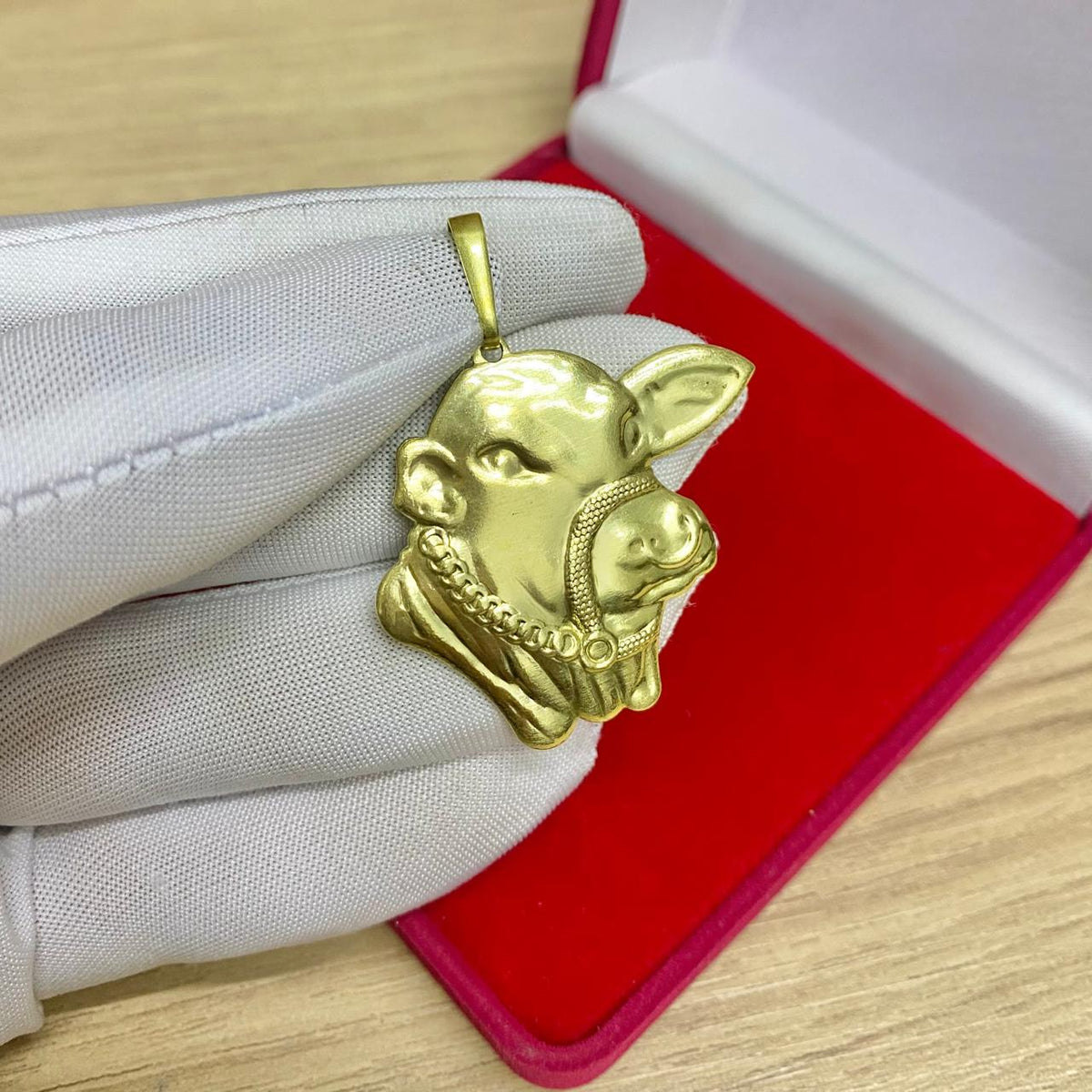 PINGENTE CARA DE BOI