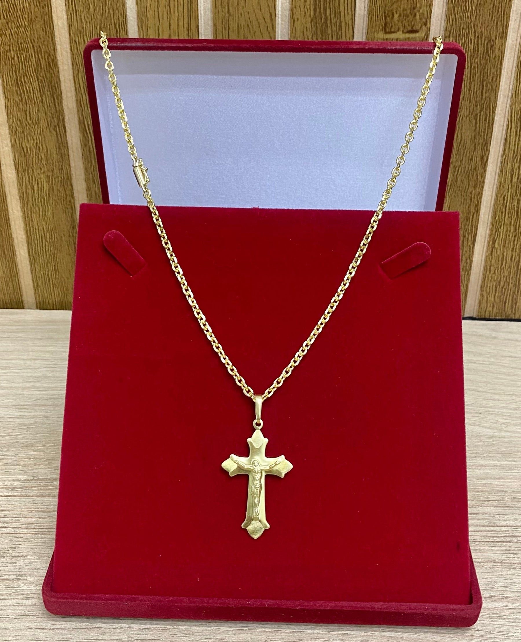 CORRENTE ELO CADEADO QUINA 4MM + PINGENTES