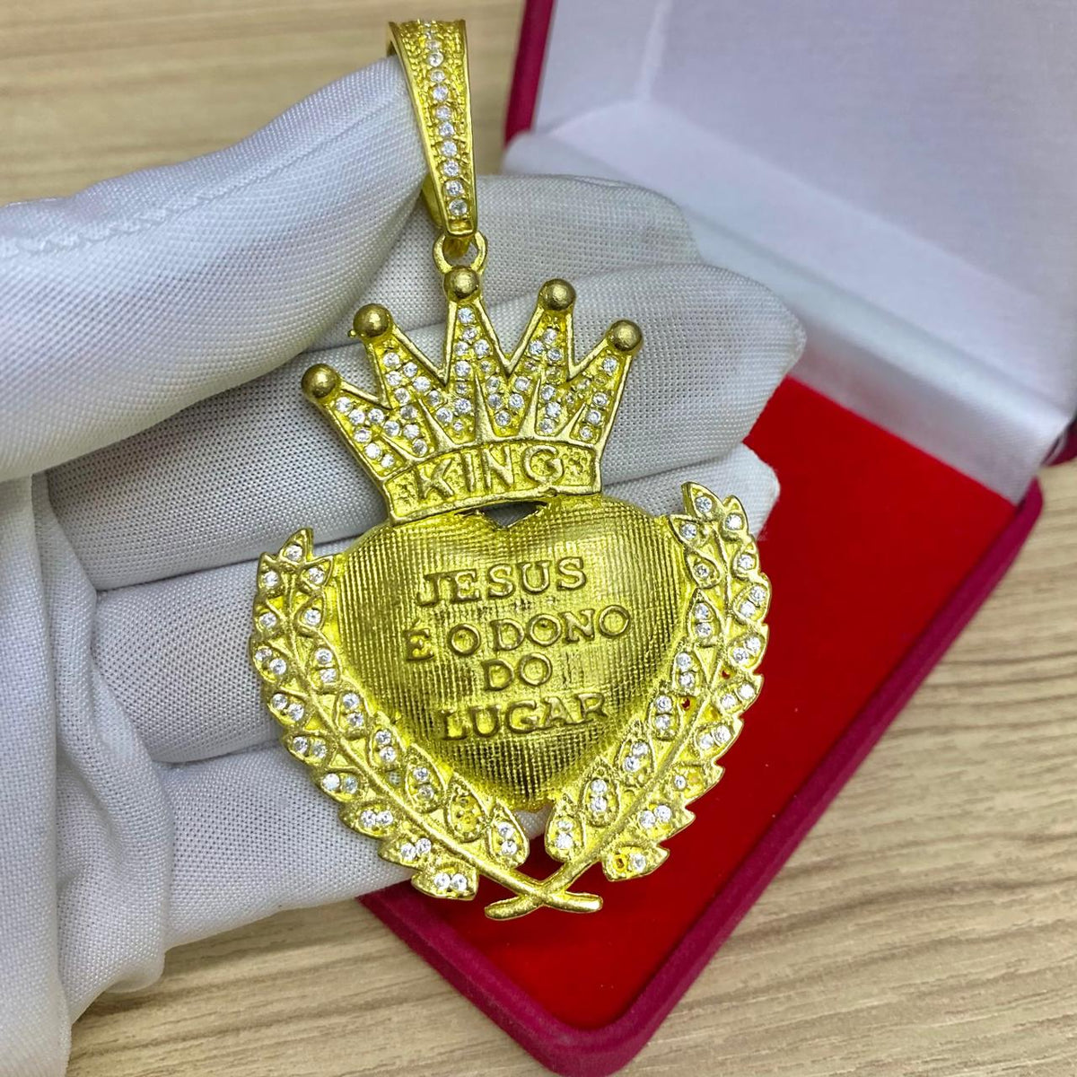 PINGENTE CORAÇÃO KING CRAVEJADO