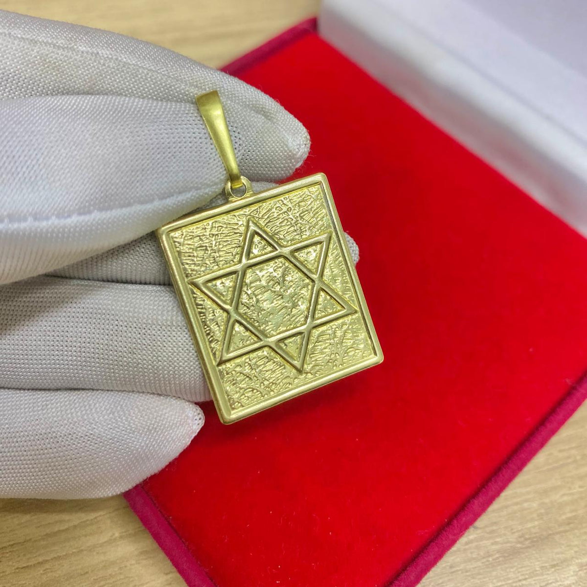 PINGENTE PLACA ESTRELA DE DAVI RETANGULAR