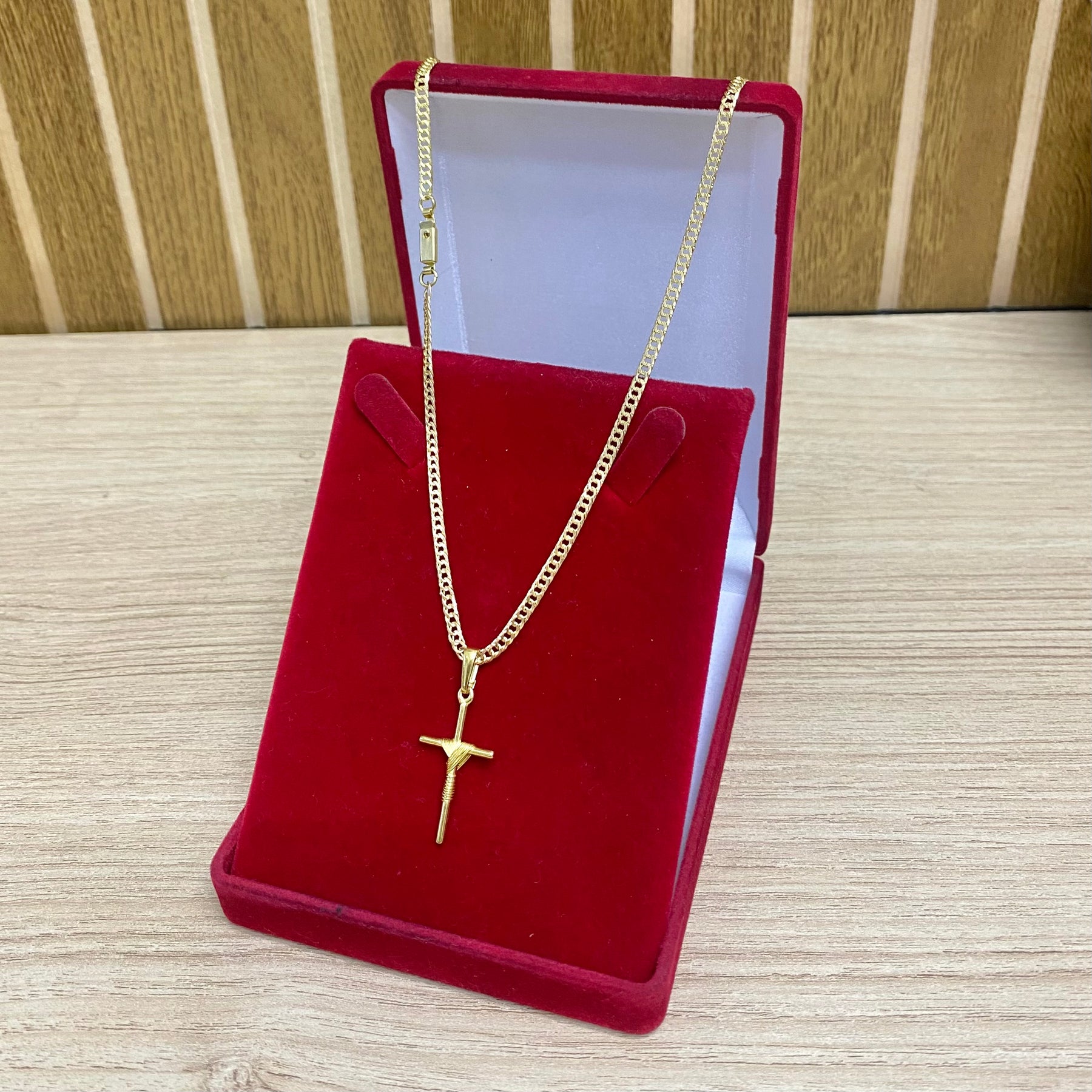 KIT CORRENTE ELO GRUMET 2MM + PULSEIRA BRINDE + PINGENTE BRINDE