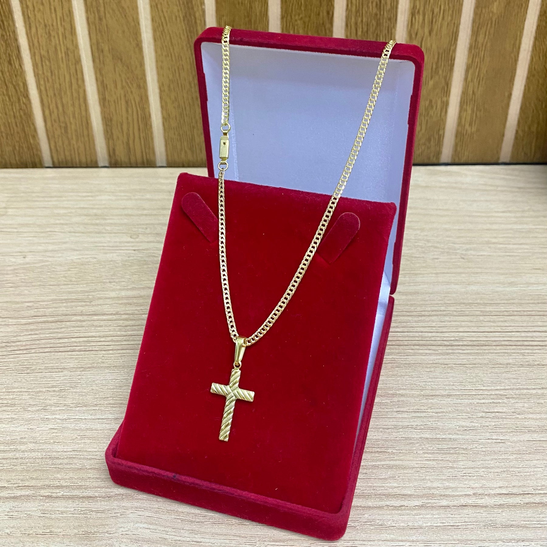 KIT CORRENTE ELO GRUMET 2MM + PULSEIRA BRINDE + PINGENTE BRINDE