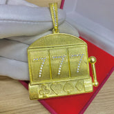 PINGENTE 777 ROLETA CRAVEJADO