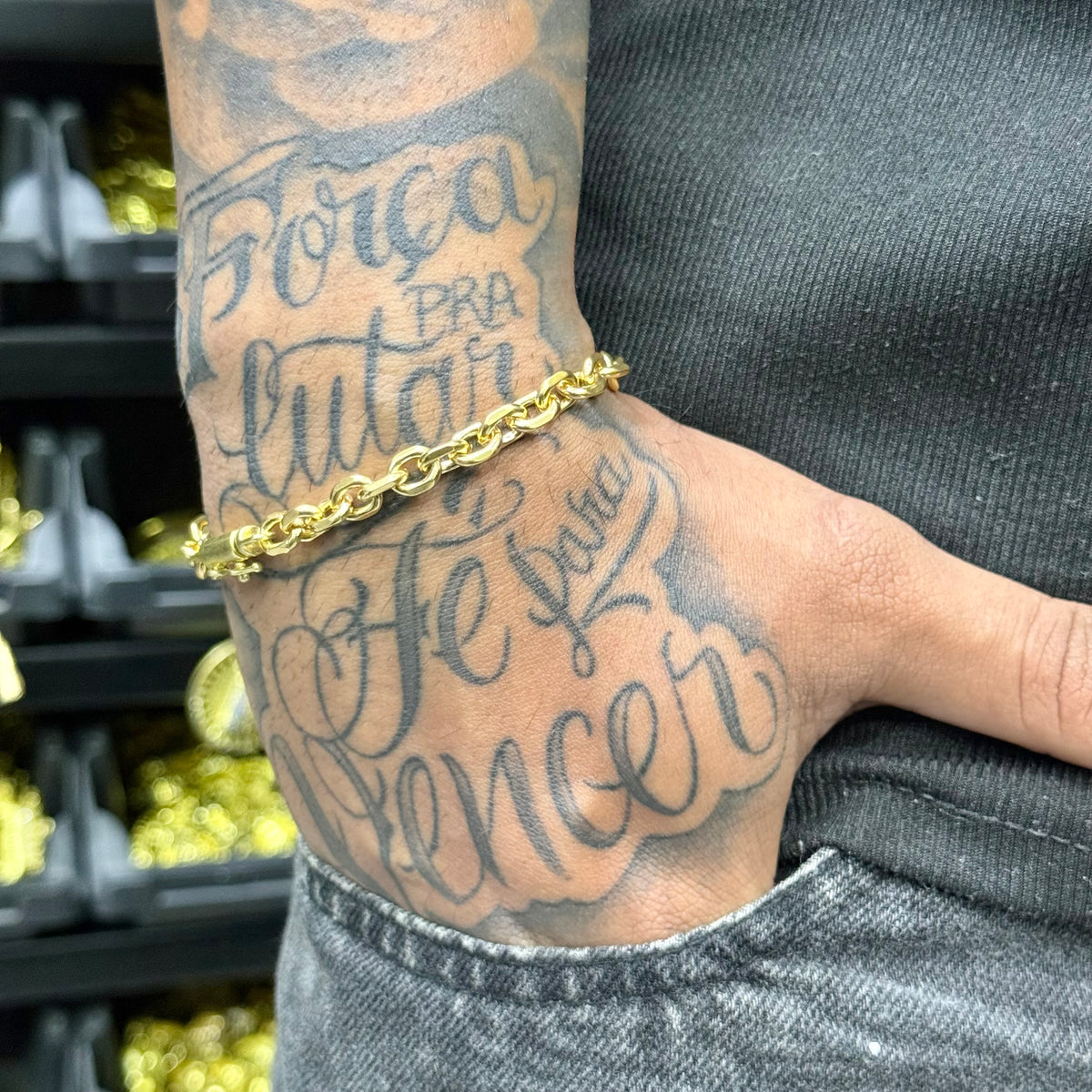 PULSEIRA ELO CADEADO QUINA 8MM