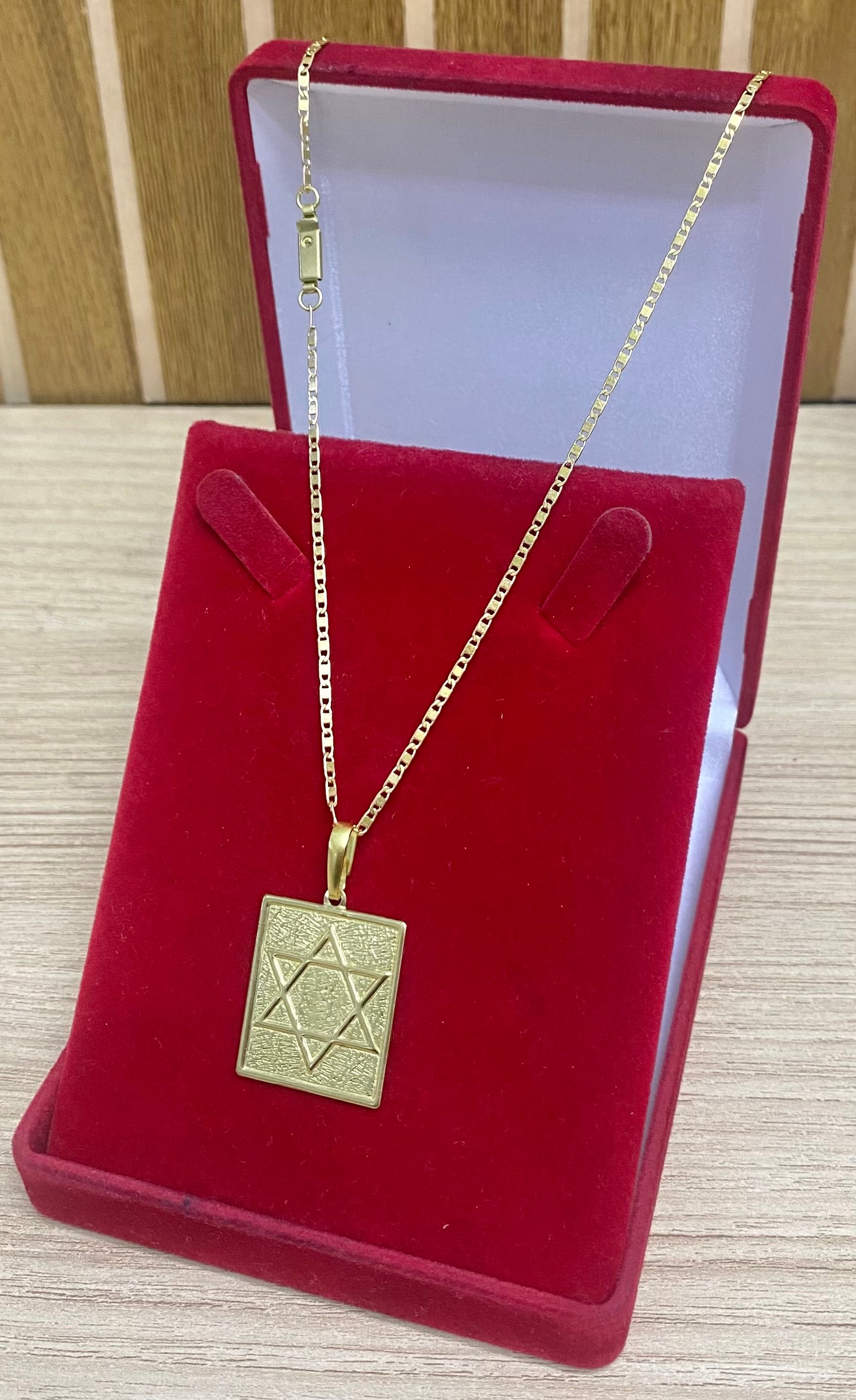 KIT CORRENTE ELO PIASTRINI 2MM + PULSEIRA BRINDE + PINGENTE BRINDE