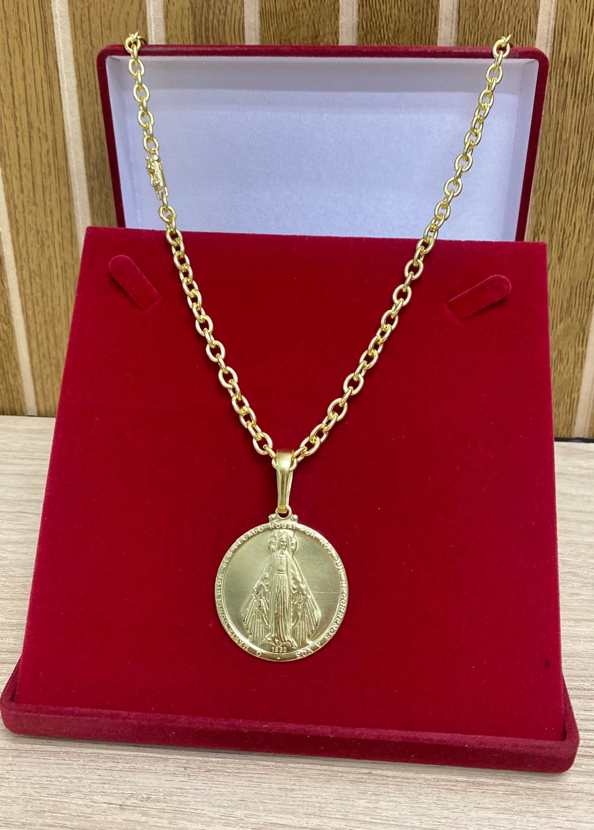 CORRENTE ELO CADEADO BOLEADO 6MM + PINGENTES