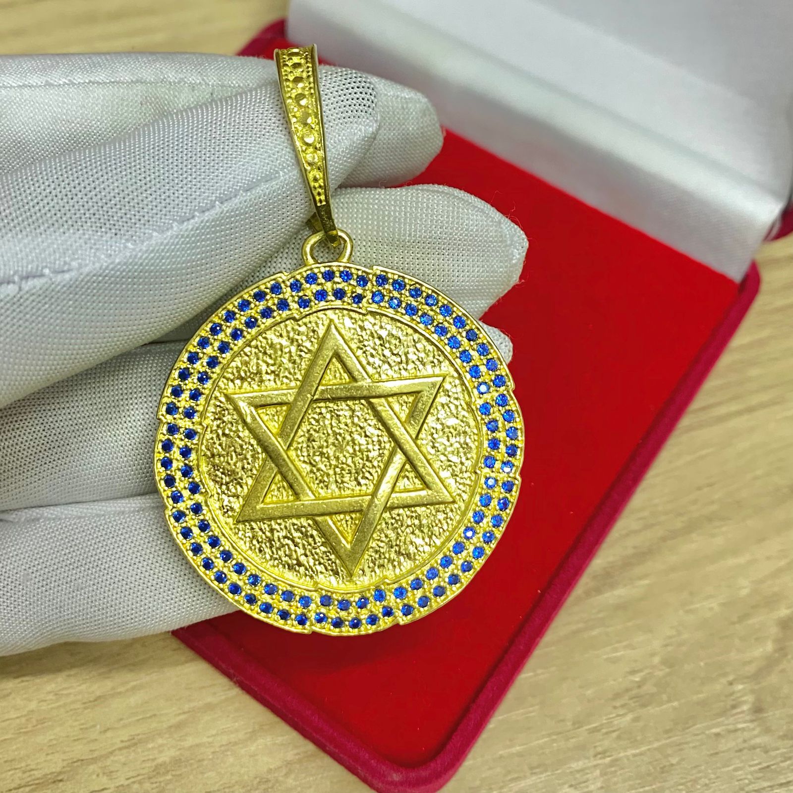 PINGENTE ESTRELA DE DAVI REDONDA CRAVEJADO AZUL