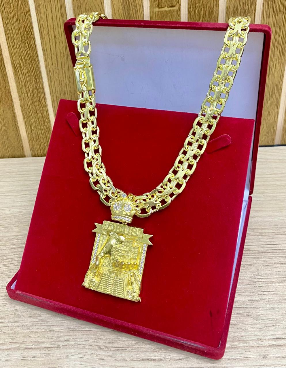 CORRENTE ELO CADEADO DUPLO 12MM + PINGENTE MÃO BIBLIA CRAVEJADO