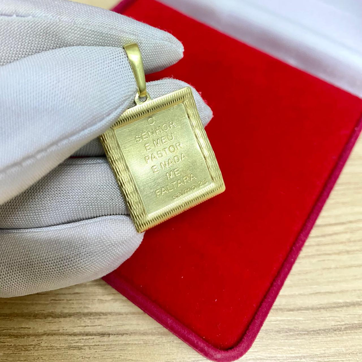 PINGENTE O SENHOR É MEU PASTOR E NADA ME FALTARA